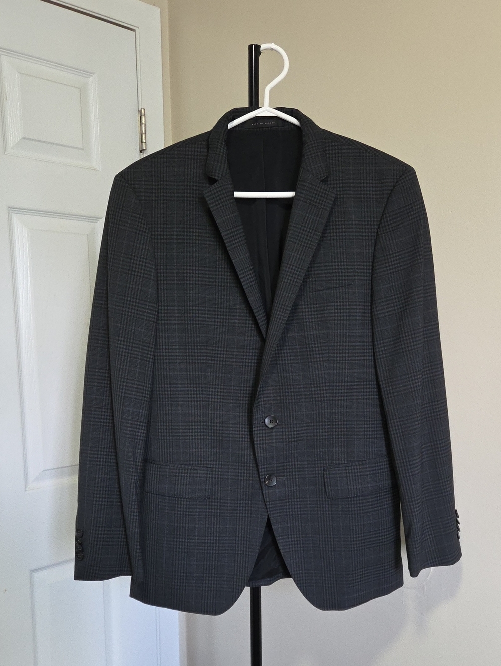 Hugo Boss Dark Charcoal Glen Plaid Two-Button Sport Coat